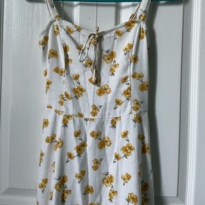 Super cute floral dress